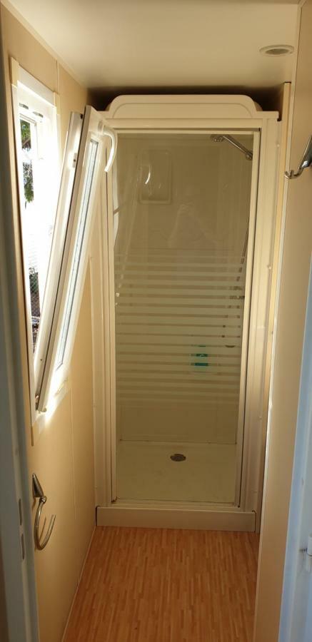 Mobilhome Climatise 3 Chambres วิค-ลา-การ์ดิโอล ภายนอก รูปภาพ